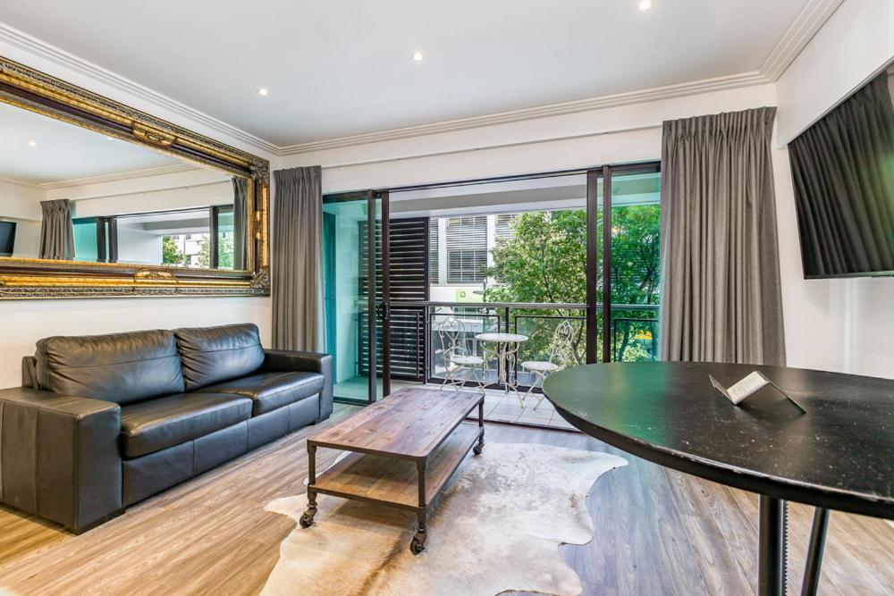 Corporate, Spacious Staycation - Sky Tower Views Auckland Ngoại thất bức ảnh