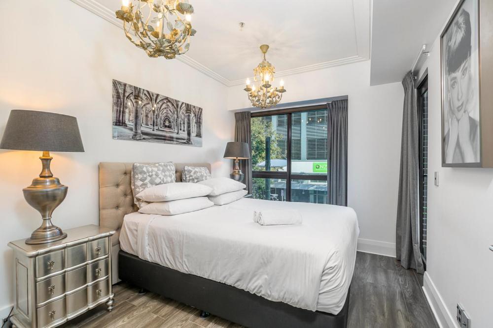 Corporate, Spacious Staycation - Sky Tower Views Auckland Ngoại thất bức ảnh