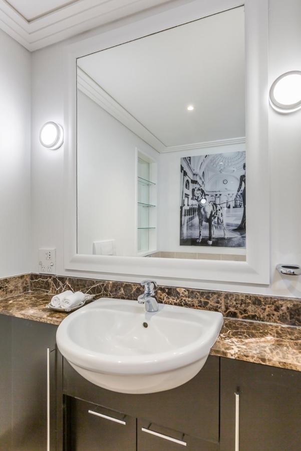 Corporate, Spacious Staycation - Sky Tower Views Auckland Ngoại thất bức ảnh