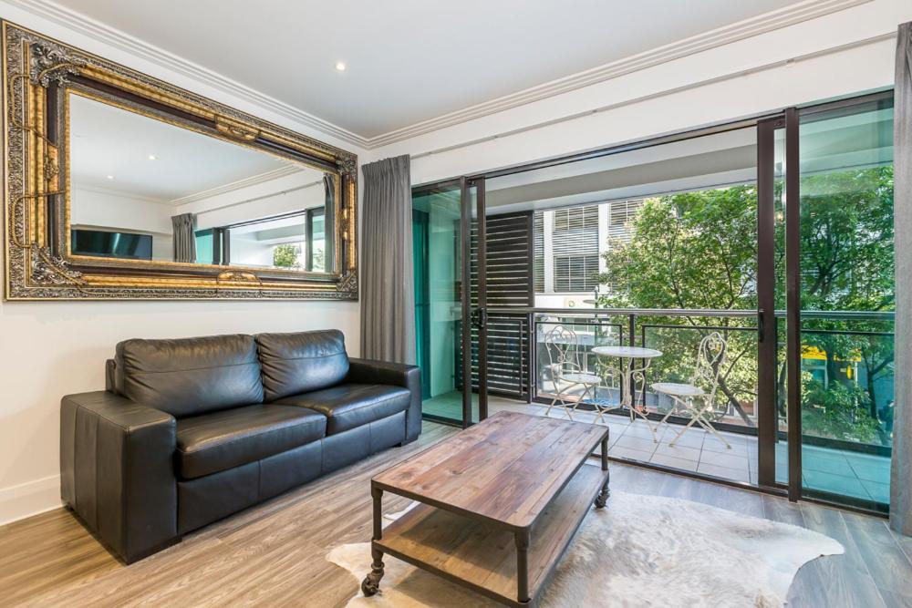 Corporate, Spacious Staycation - Sky Tower Views Auckland Ngoại thất bức ảnh