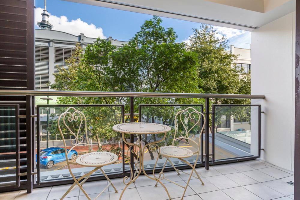 Corporate, Spacious Staycation - Sky Tower Views Auckland Ngoại thất bức ảnh